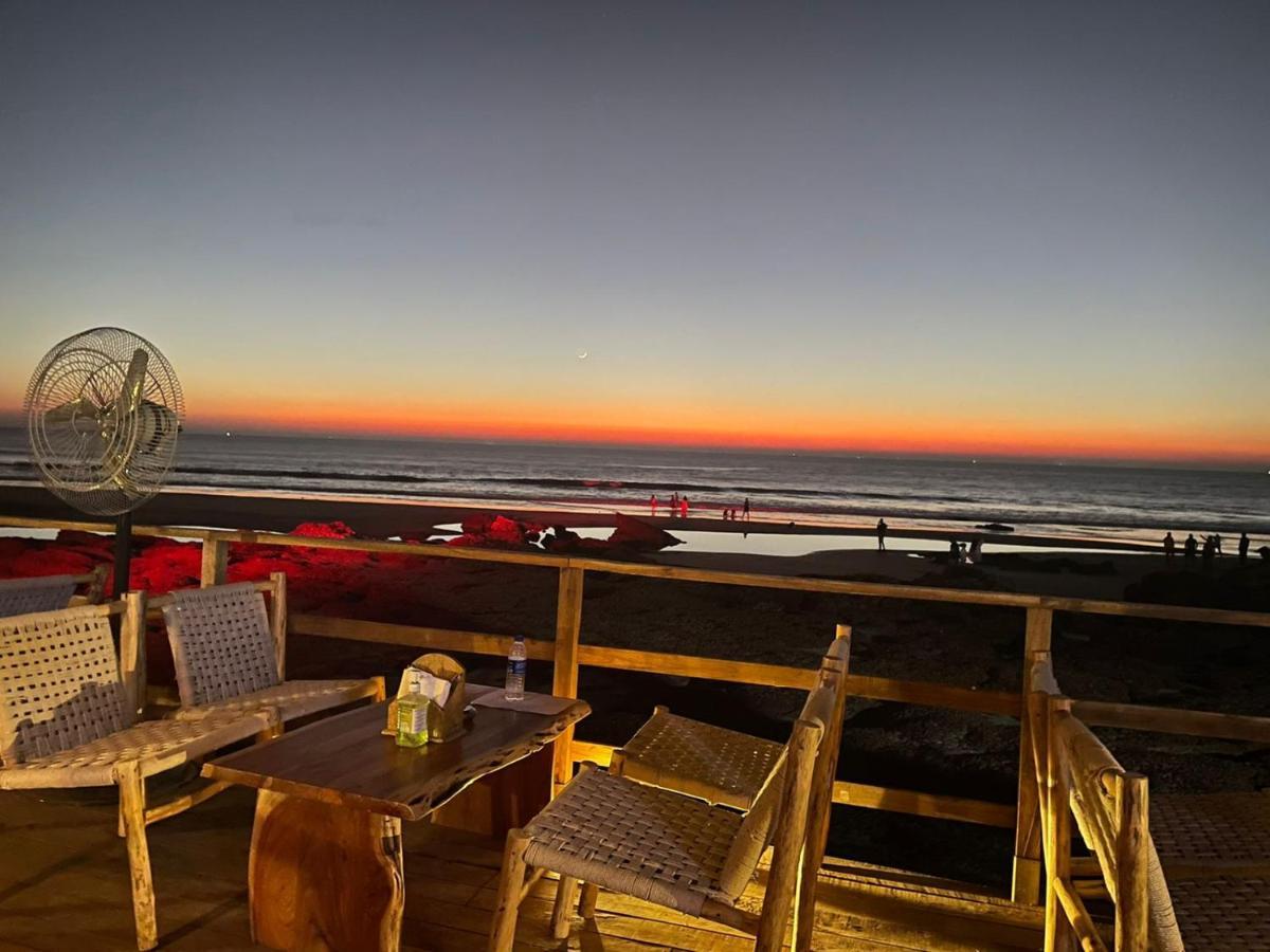 Ukiyo Beach Resort Mandrem Luaran gambar