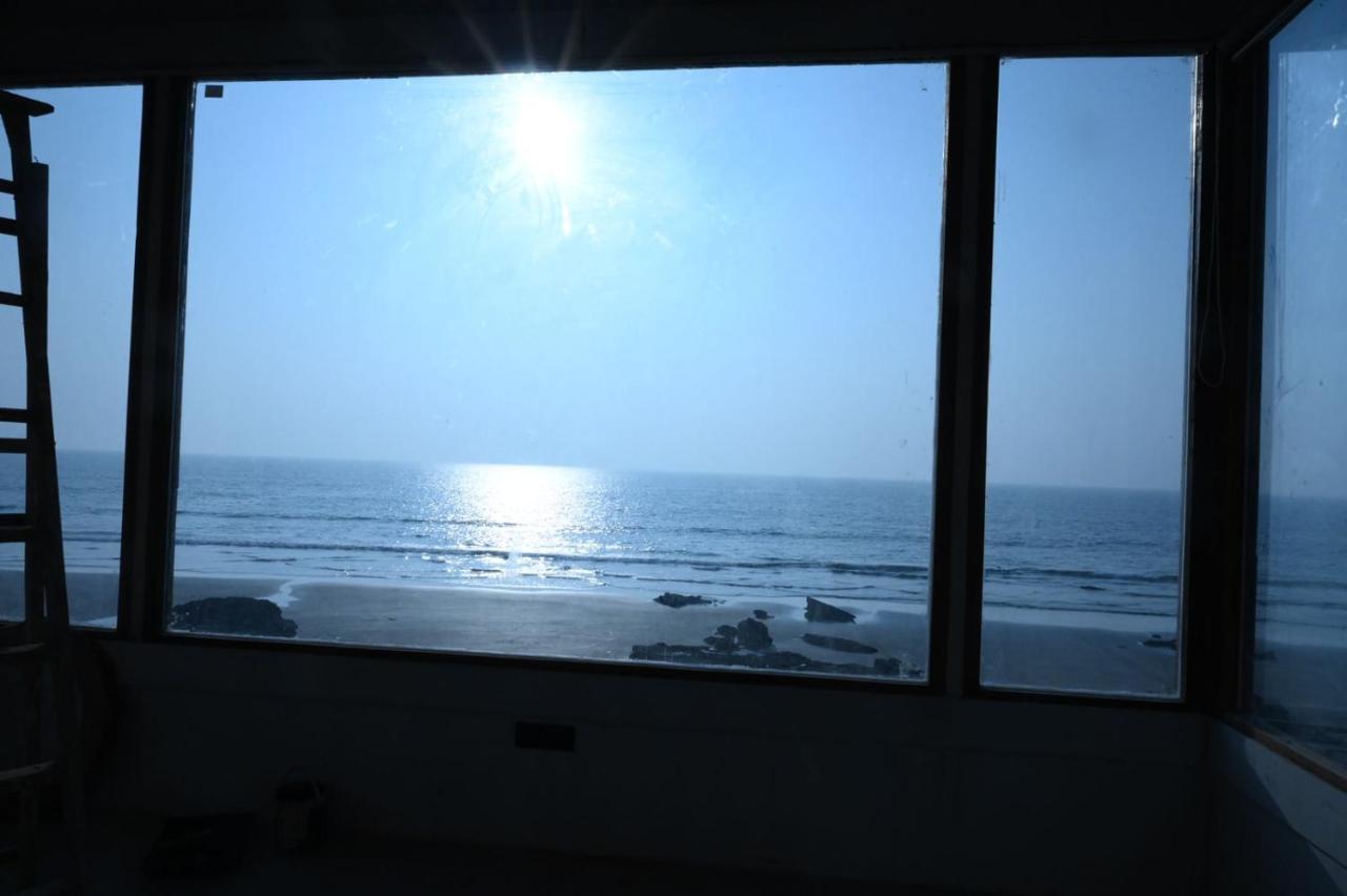 Ukiyo Beach Resort Mandrem Luaran gambar
