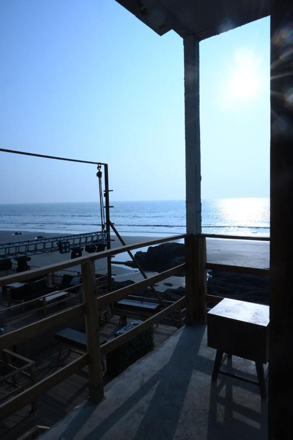 Ukiyo Beach Resort Mandrem Luaran gambar