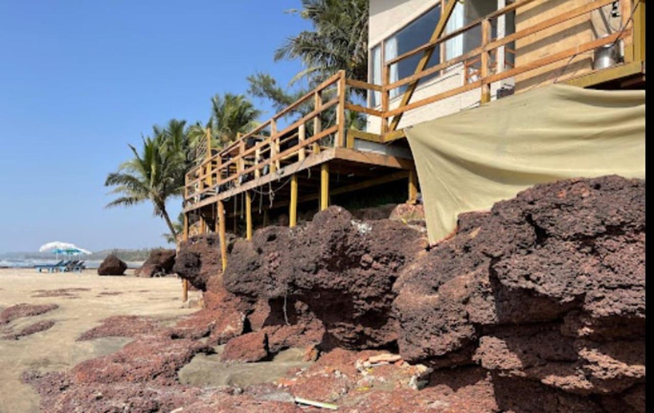Ukiyo Beach Resort Mandrem Luaran gambar